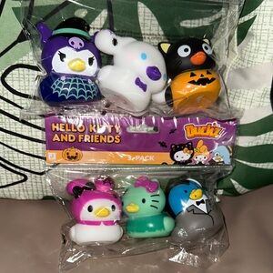 Hello Kitty and Friends Halloween Rubber Duck Set Brand New!